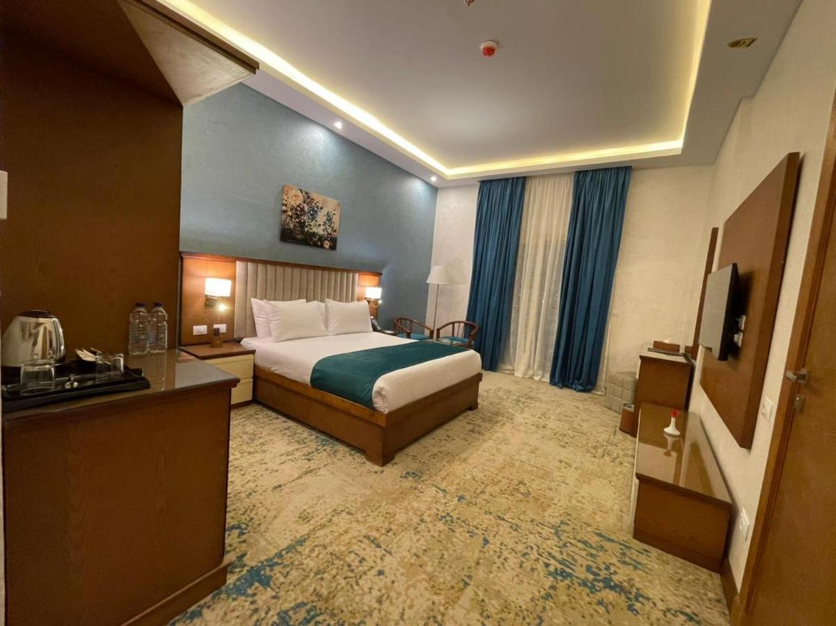 Golden Jewel Ismalia الاسماعلية المظهر الخارجي الصورة